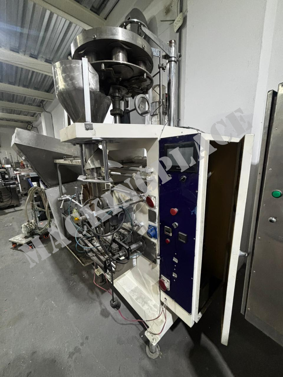 Miniatura de EMPACADORA DE GRANOS INDUSTRIAL