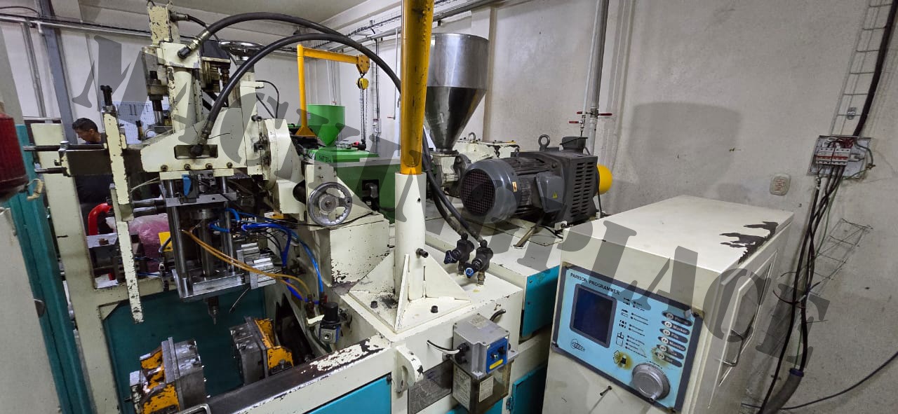 Sopladora de Polietileno Parker 7000 con capacidad de hasta 1.3 litros