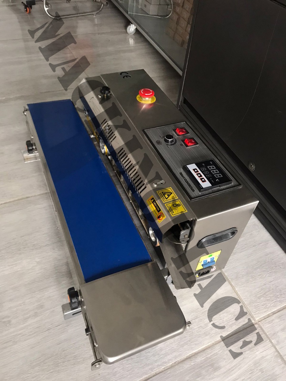 Miniatura de SELLADORA DE BANDA CONTINUA DBF-900W