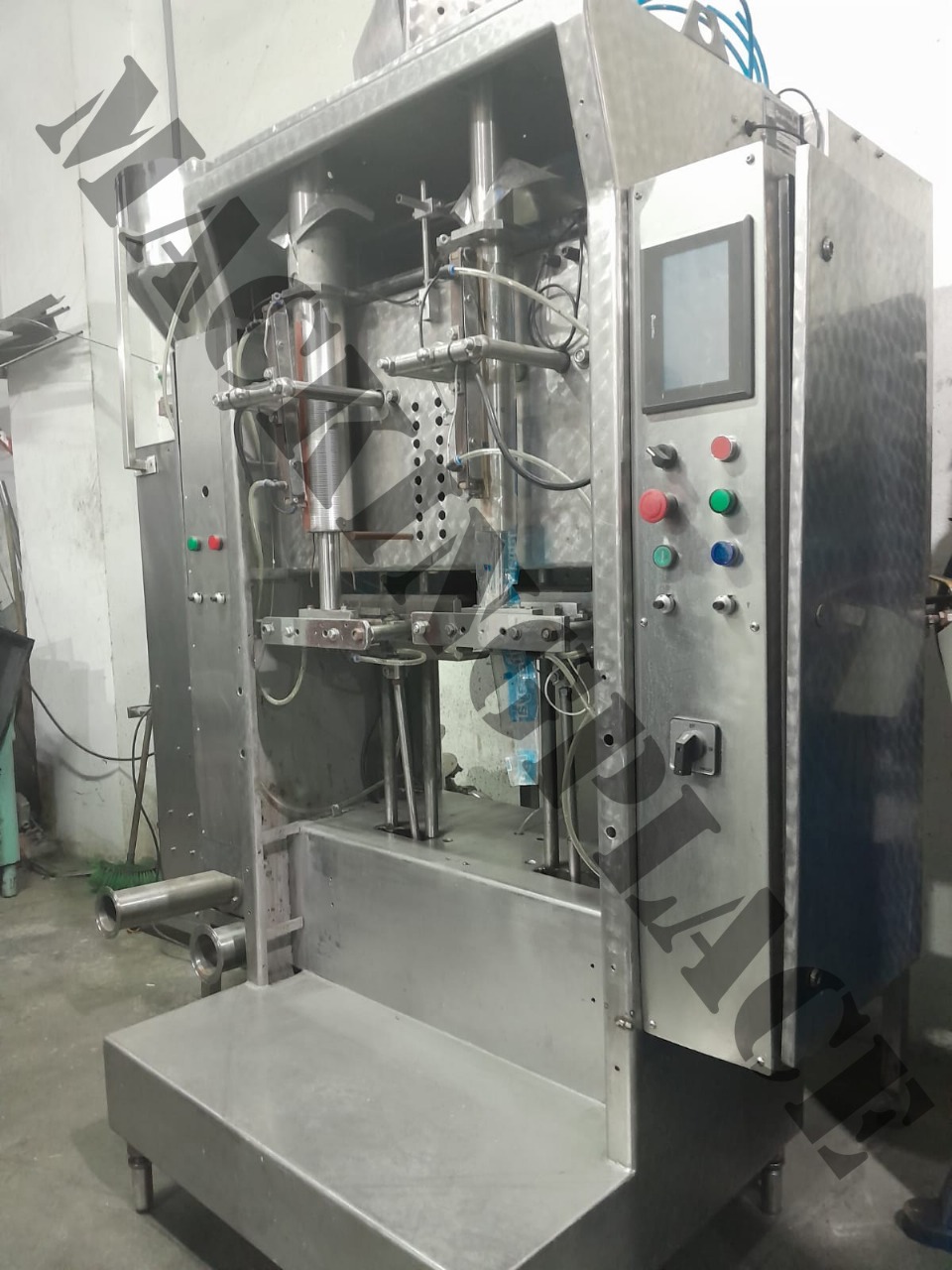 Miniatura de LLENADORA DE DOBLE CABEZAL