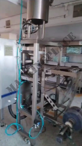 Miniatura de LÍNEA COMPLETA DE EMBOTELLADO DE AGUA INDUSTRIAL