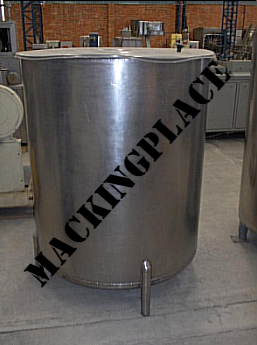 Tanque en acero inoxidable  800 litros